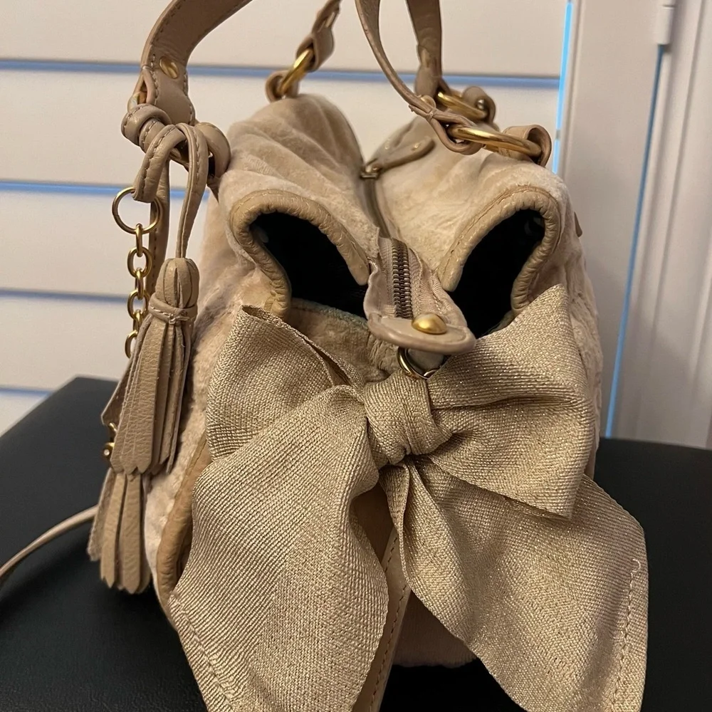 Juicy Couture velvet handbag preloved. - Picture 5 of 12